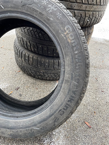 Naastrehv Continental ContiWinterViking 2 215/55 R16 4TK (3 foto / 5)