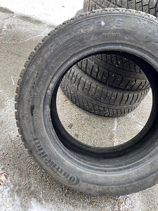 Naastrehv Continental ContiWinterViking 2 215/55 R16 4TK (4 foto / 5)