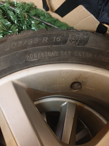 5x114.3 16" Dezent 205/55/16 Michelin Ice North 4 (3 foto / 5)