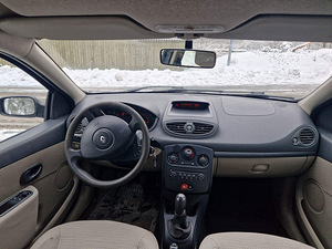 Renault Clio 2006a 1.2 bensiin 55kw (6 foto / 10)
