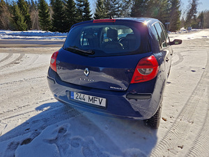 Renault Clio 2006a 1.2 bensiin 55kw (4 foto / 10)