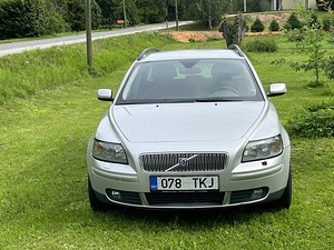 Volvo v50 1.8 92kw 2005a 263 000km (2 foto / 11)