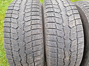 225/60 R18 talverehvid Toyo Observe GSi100H (2 foto / 3)