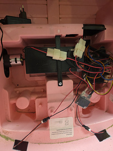 Elektriauto Volkswagen Beetle 12v (6 foto / 6)