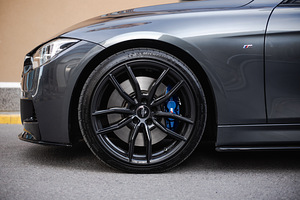 BMW 19’’ FORZZA Sigma veljed ET 32. +suve ja naastrehvid. (1 foto / 6)