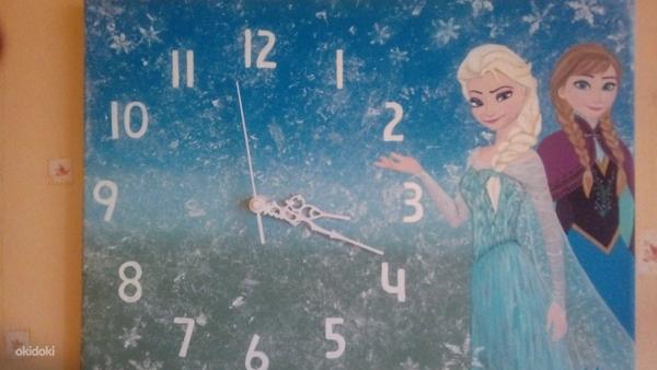 Настенные часы Elsa и Anna (фото #2)