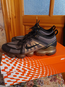 Nike 44 (1 foto / 3)