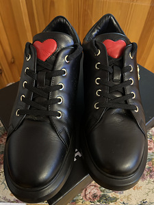 Love Moschino 40 (2 foto / 3)