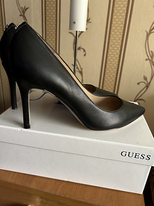 Guess 40 (1 фото из 3)