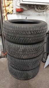 Hankook i*Cept iZ2 215/50/17 4tk (1 foto / 4)