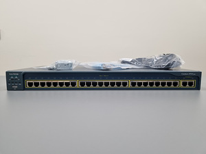 Cisco WS-C2950T-24 (1 foto / 8)