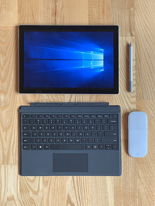 Microsoft Surface Pro 6 - i5, 16GB, 256GB + Dock 2 (2 foto / 5)