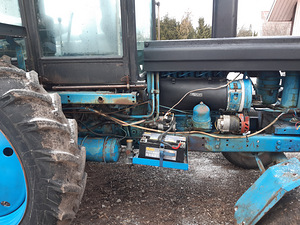 Traktor T-28 (3 foto / 6)