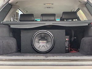 Комплект сабвуфера RMS 200W BMW E46 box (2 фото из 6)