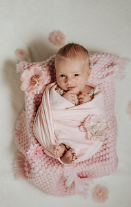 Vastsündinu Newborn fotosessioon (7 foto / 7)
