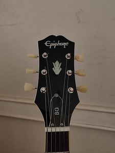 Epiphone SG Standard (2 foto / 3)