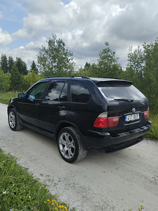 BMW x5 3.0i (2 foto / 5)