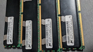DDR3 reg ecc, 4x32gb, 8x16gb, 4x4gb (2 foto / 3)