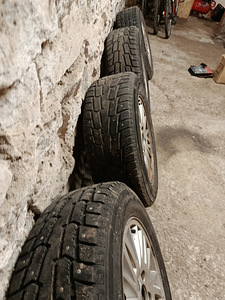 Диски + шины 205/65 r15 для volvo s80 (2 фото из 10)