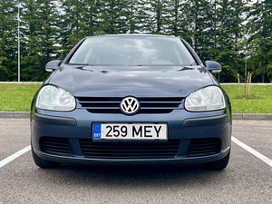 Volkswagen Golf 5 (2 foto / 13)