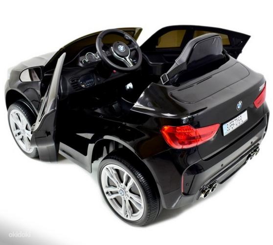 Детский черный электромобиль BMW X6M с пультом (фото #3)