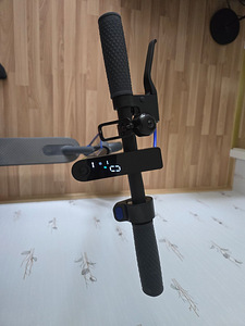 Xiaomi Mi Electric Scooter 3 (3 foto / 5)