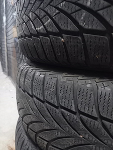 Good Year 205/60 R16 (2 foto / 2)