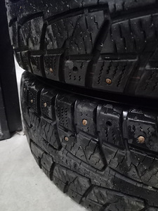 Hankook 215/75 R16C (4 foto / 5)