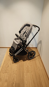 Cybex Priam V3 3in1 Chrome Soho Grey (4 foto / 10)
