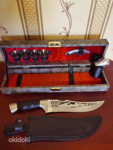Подарочный набор охотничьего ножа. (фото #1)