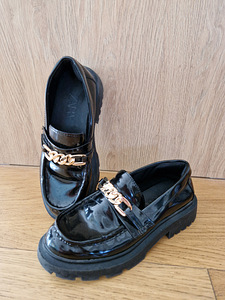 Туфли Zara р.34