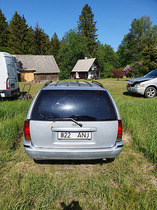 Nissan Primera W10 (3 foto / 10)