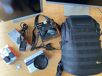 Sony A6400 + объектив Sigma 16mm f/1.4 + рюкзак