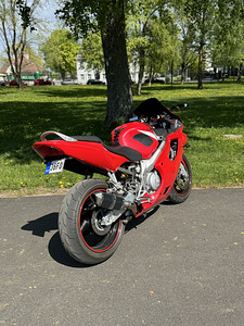 HONDA CBR 600F (4 фото из 8)