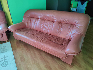 Кожаный диван б/у 3+2