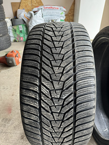 Шина Hankook 255/35/21