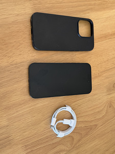 Apple iPhone 14 Pro 128gb (5 foto / 5)