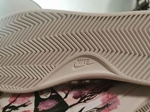 Nike spordijalatsid eridisainiga EU39/USA 8 käsitöö (7 foto / 7)