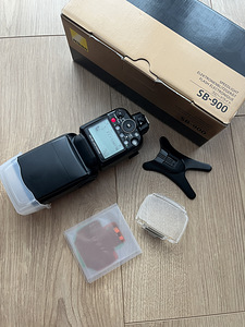 Вспышка Nikon SB-900 (1 фото из 3)