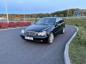 Mercedes Benz C180 2.0 95kW Бензин/Механика (1 фото из 9)