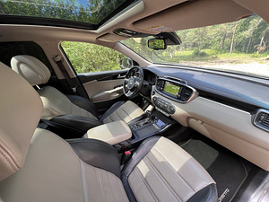 Kia Sorento 2.2 147kw 2016 (5 foto / 10)