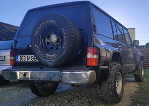 Nissan Patrol GR/Y60 (8 foto / 8)