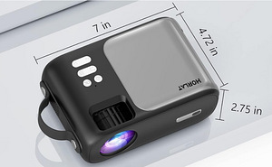 Miniprojektor Horlat, 9000 luumenit, Full HD, 18x12cm, (1 foto / 3)