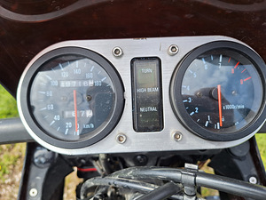Suzuki DR800 (7 фото из 7)