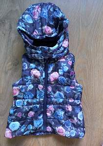 Vest, s. 98 (3 foto / 3)