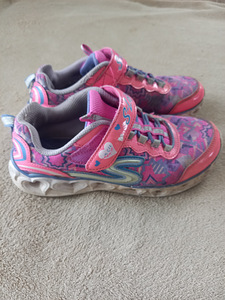 Tossud Sketchers, 35 (3 foto / 3)