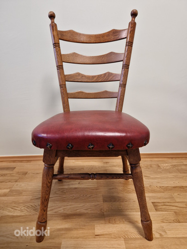 Naturaalsest puidust tool antique (foto #1)