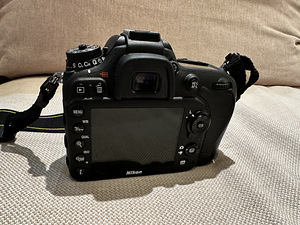 Nikon D7100+Nikkor 18-105 VR kit (5 foto / 7)