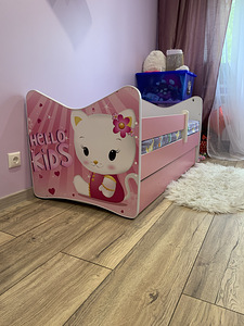 Детская кровать (2 фото из 3)