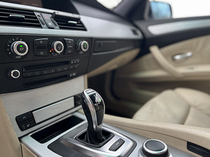 BMW 530d 2007 173kw Facelift (13 foto / 15)